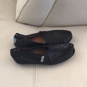 Black glitter Toms